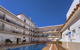 Hotel Apartamentos Loto Conil Conil De La Frontera Exterior photo