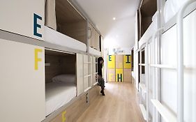 U-Sense For You Hostel Sevilla Exterior photo